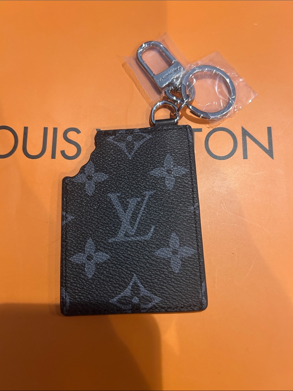 Bag Charm - Picture 3 of 3